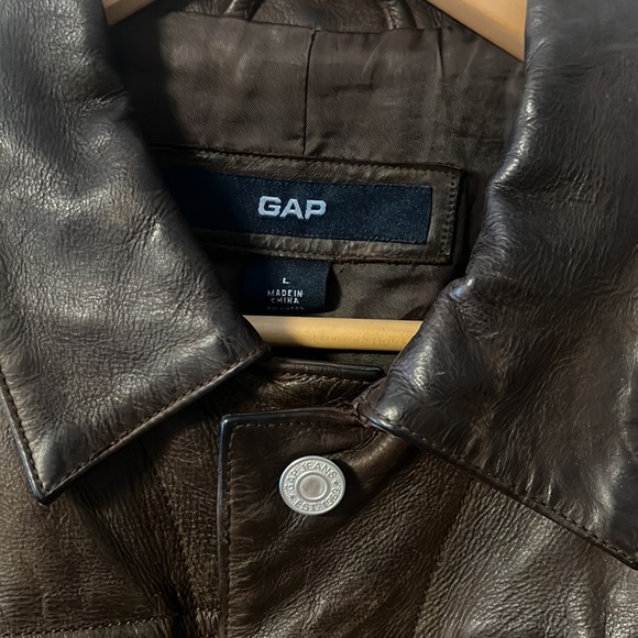 Leather jacket - Picture 2 of 8